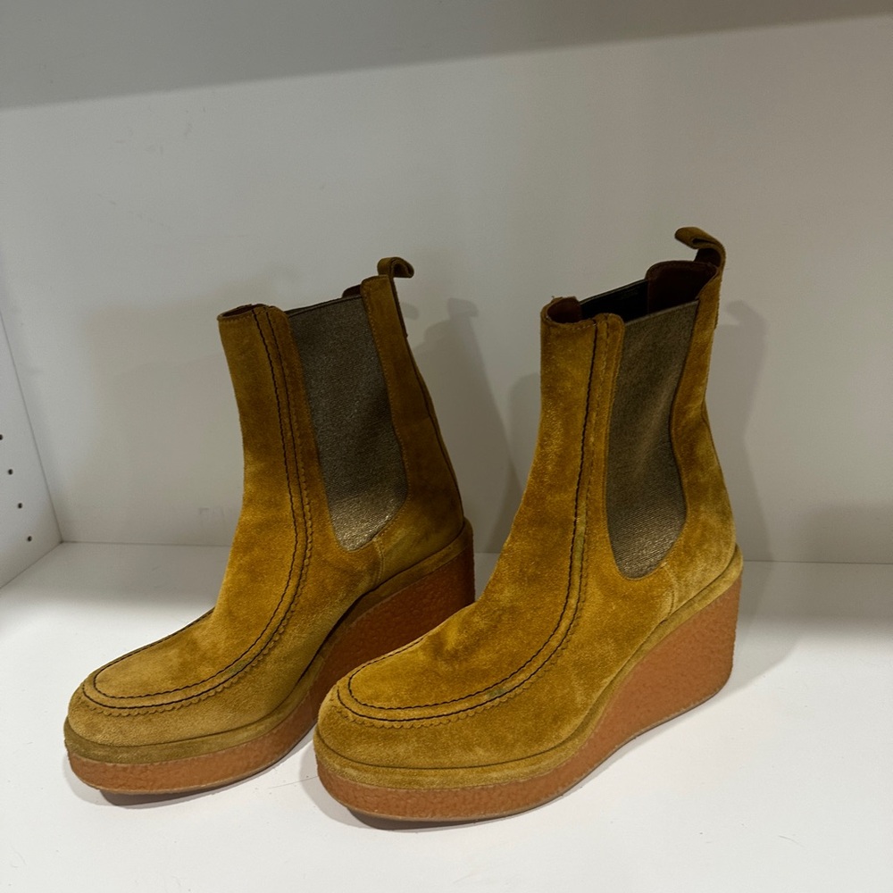 Homer’s Artisan Arctic Wedge Boot in Mustard
